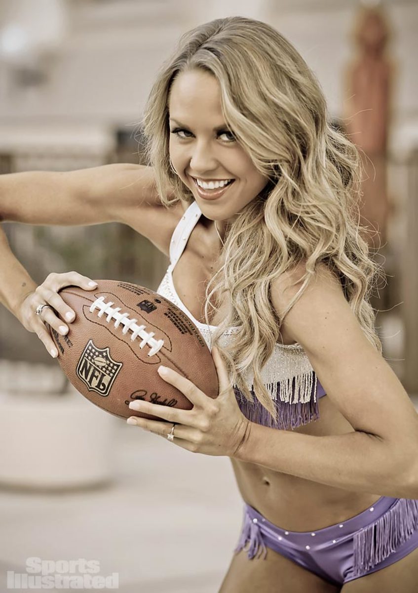 01-Kaylee_Exclusive-BY5_5982.jpg